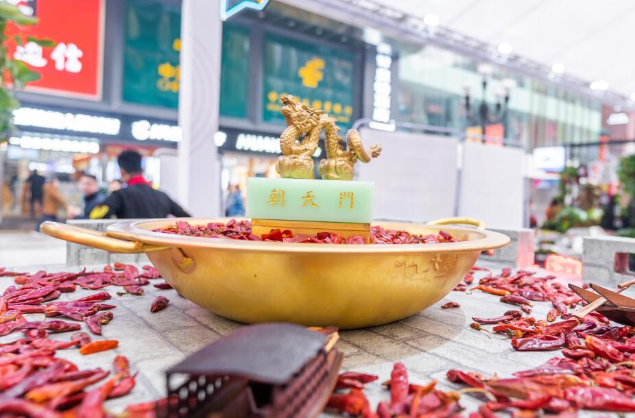 哈密開火鍋加盟店如何經(jīng)營？怎么管理？