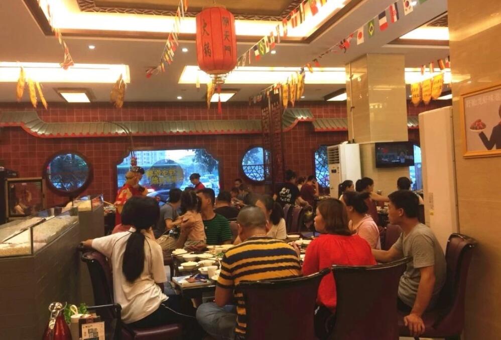 這里是網(wǎng)紅重慶，一座遍地都是火鍋的城市！