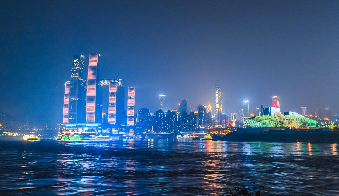 萬盛奧陶紀旅游攻略，456月來第一天空懸廊，不虛此行！