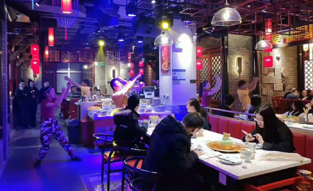 導(dǎo)致餐飲店倒閉的五個(gè)大坑，分享慘痛經(jīng)歷！