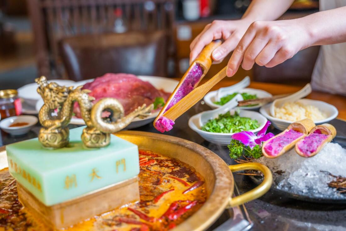 火鍋市場(chǎng)下沉，瞄準(zhǔn)小城市，抓住大商機(jī)！