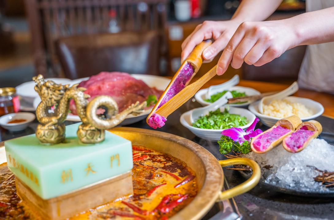 火鍋加盟意義是什么？加盟好還是自營好？