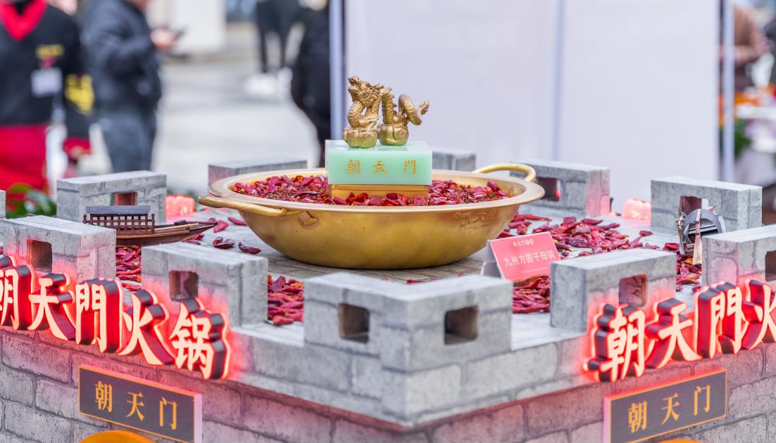 火鍋OR麻辣燙，哪樣更受歡迎？