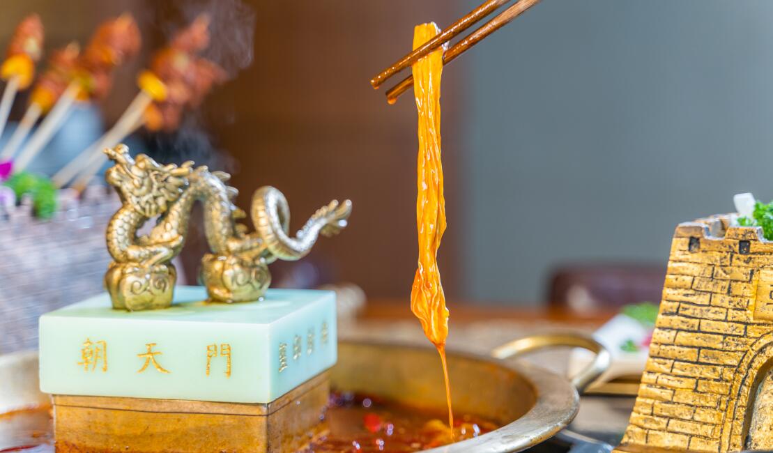 火鍋店餐具怎么選？三個(gè)方面，選出高性價(jià)比特色餐具！