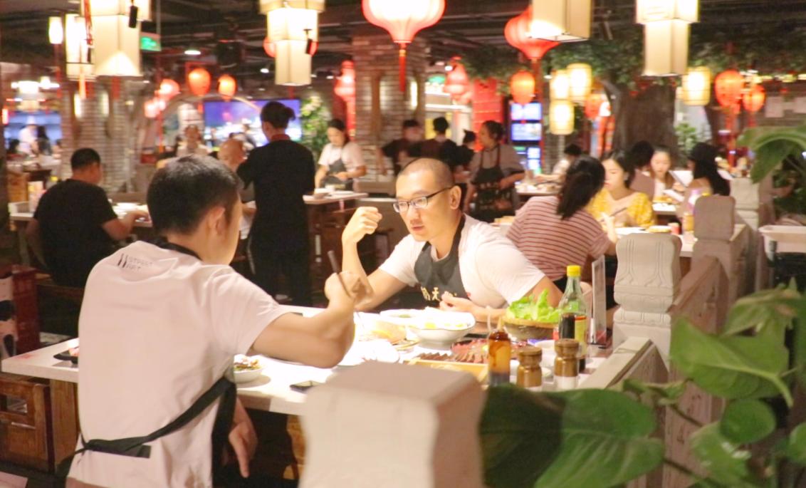 2024年，為什么市井火鍋如此受歡迎？